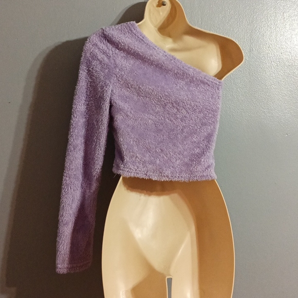Purple soft one cold shoulder blouse - Picture 13 of 17